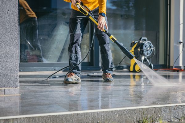 Cost of Concrete Cleaning in Norwalk