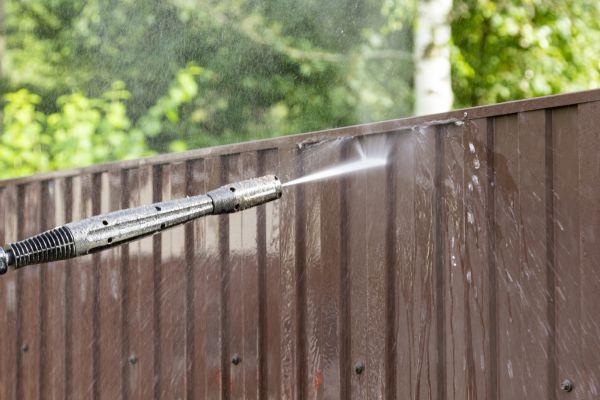 Cost of Vinyl Fence Cleaning in Norwalk