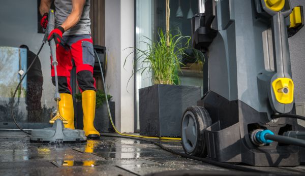 Cost of Commercial Pressure Cleaning in Norwalk