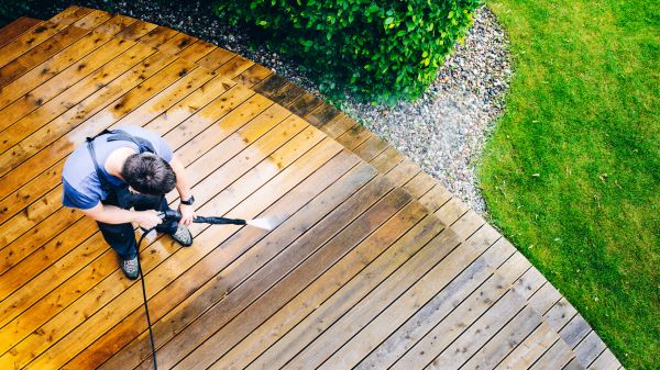 Cost of Deck Pressure Cleaning in Norwalk