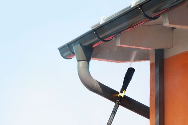 Cost of Eaves Power Washing in Norwalk