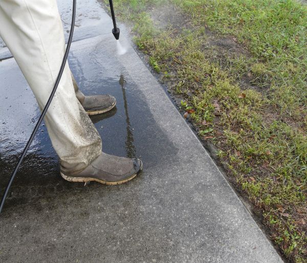 Cost of Concrete Slab Powerwashing in Norwalk
